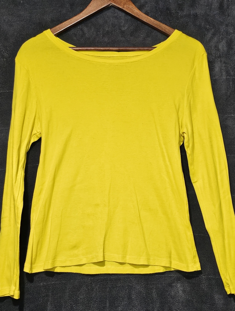 Old Navy Women’s XL Yellow Long Sleeve Tee Lightweight Layering Top